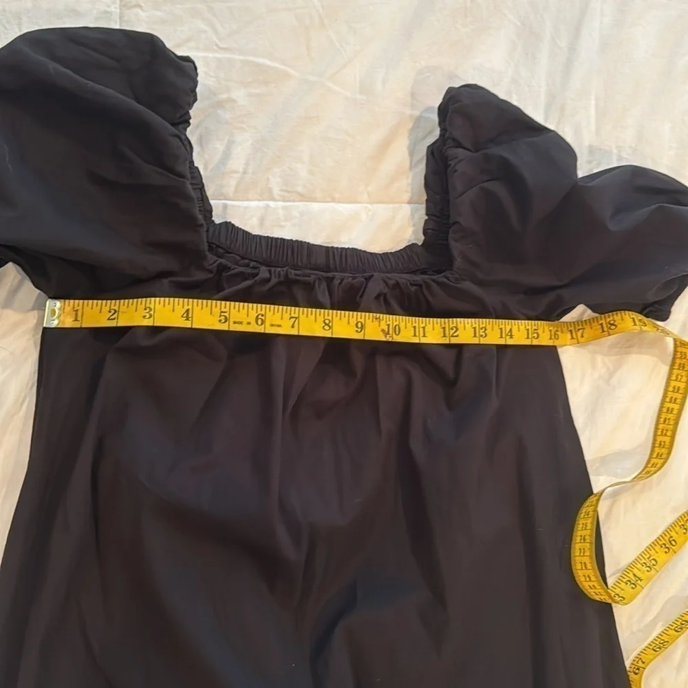 Pia Zaitalia black dress